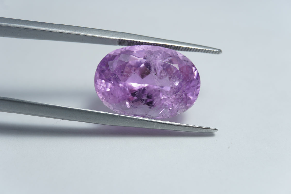 16.25ct Kunzite 18x13mm
