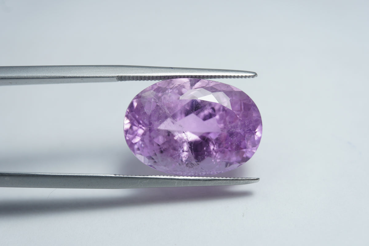 16.25ct Kunzite 18x13mm