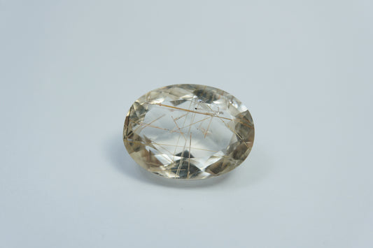 17ct Quartz with inclusion 19x14mm