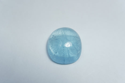 18.70ct Aquamarine cabochon 18x16mm