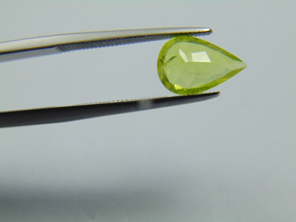 1.90ct Chrysolite 10x7mm