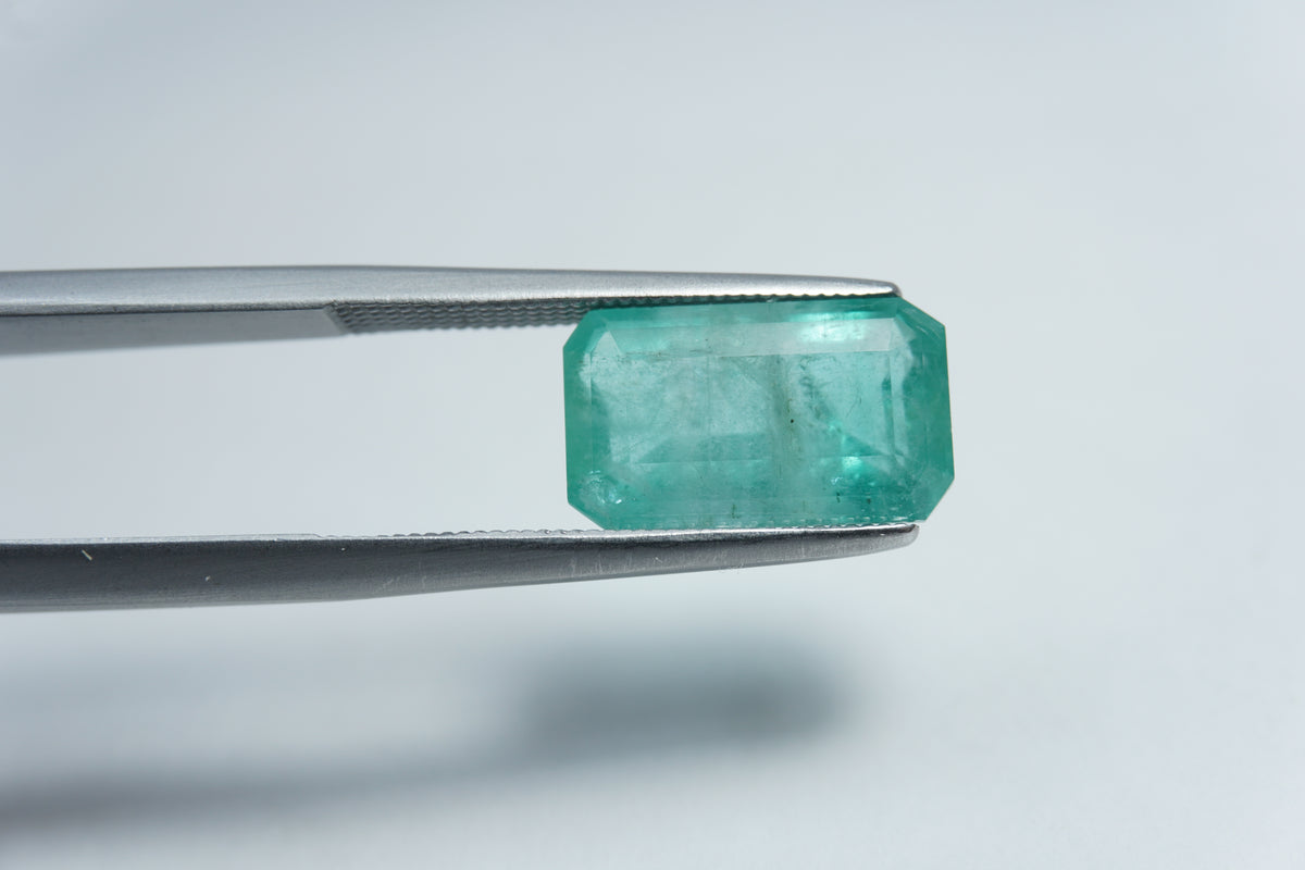 3.65ct Emerald 12x7mm