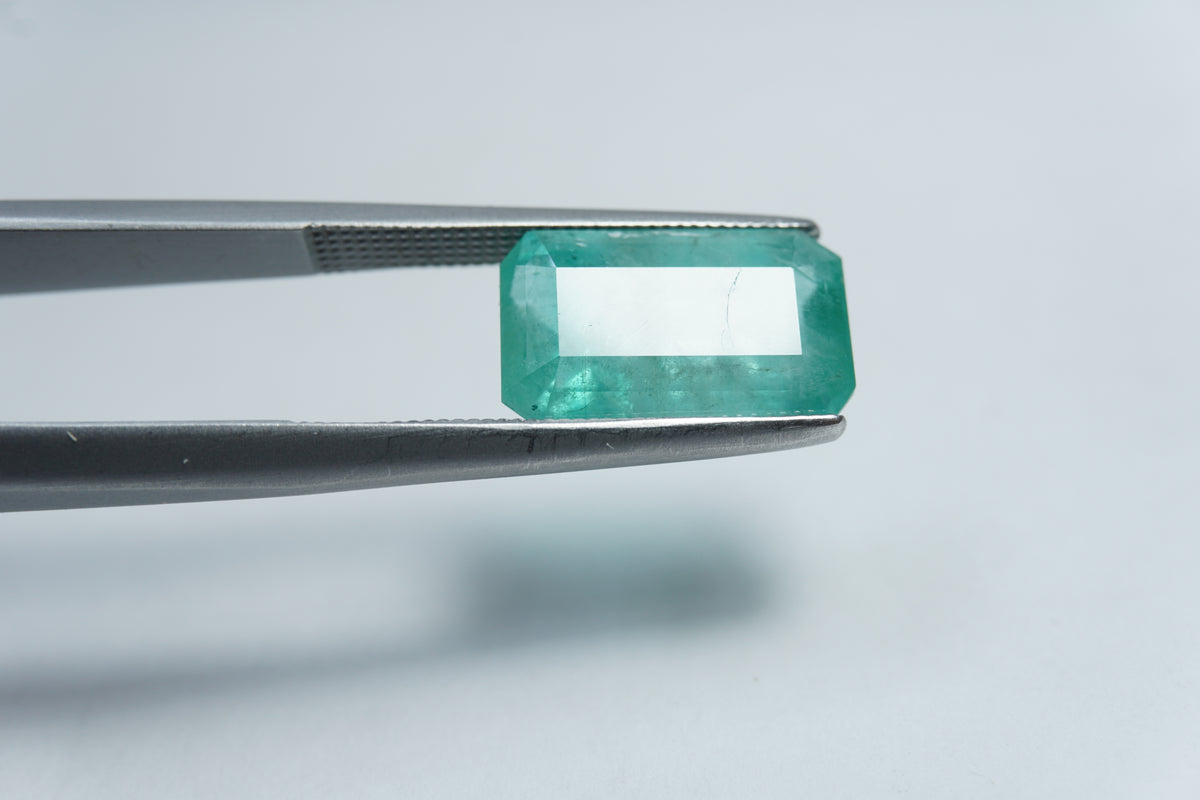 3.65ct Emerald 12x7mm