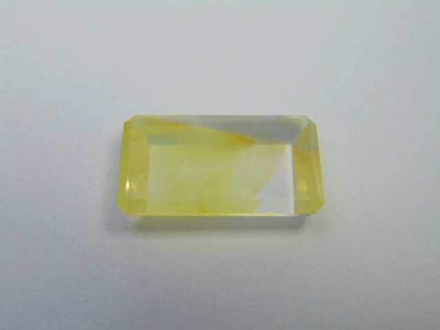 14.45ct Quartz With Inclusion 22x13mm