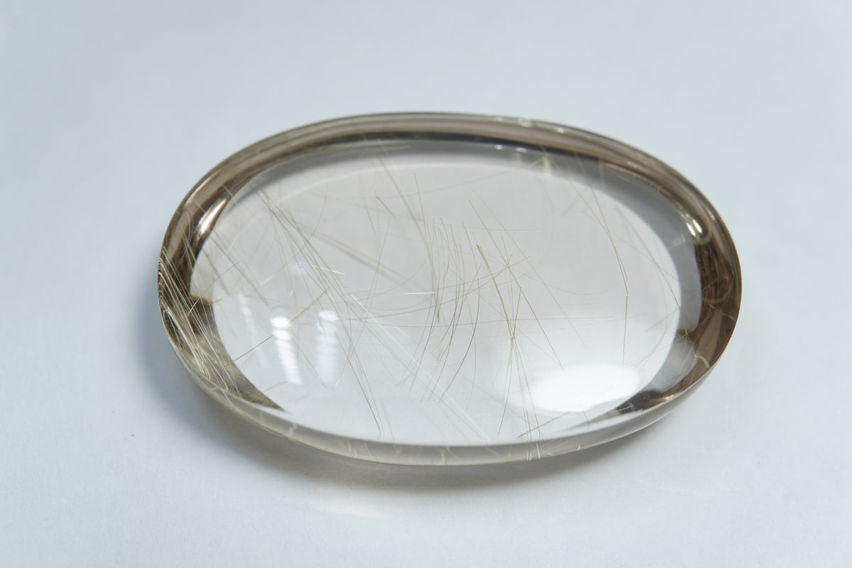 82.70ct Quartz with inclusion 39x26mm