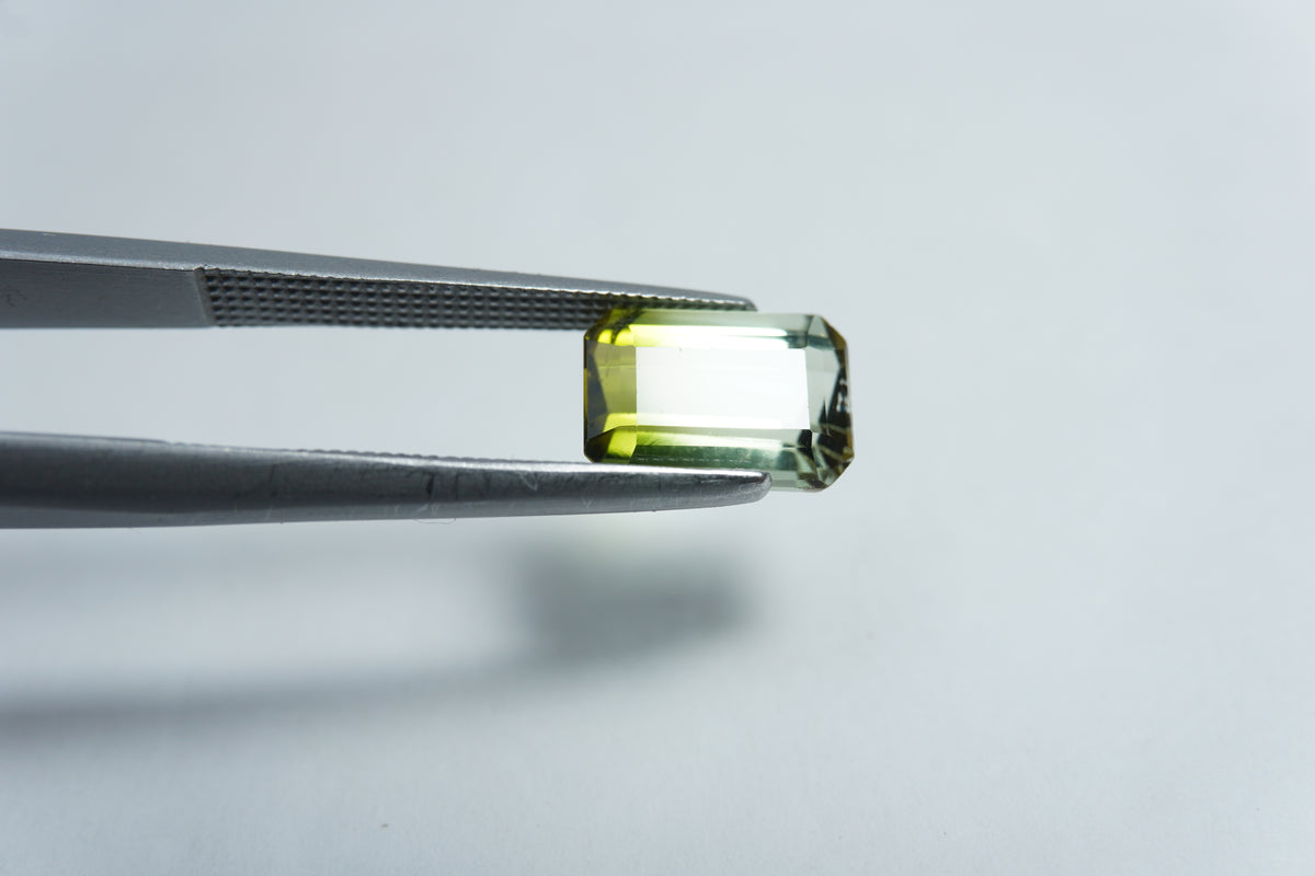 2.18ct Tourmaline bicolor 9x6mm