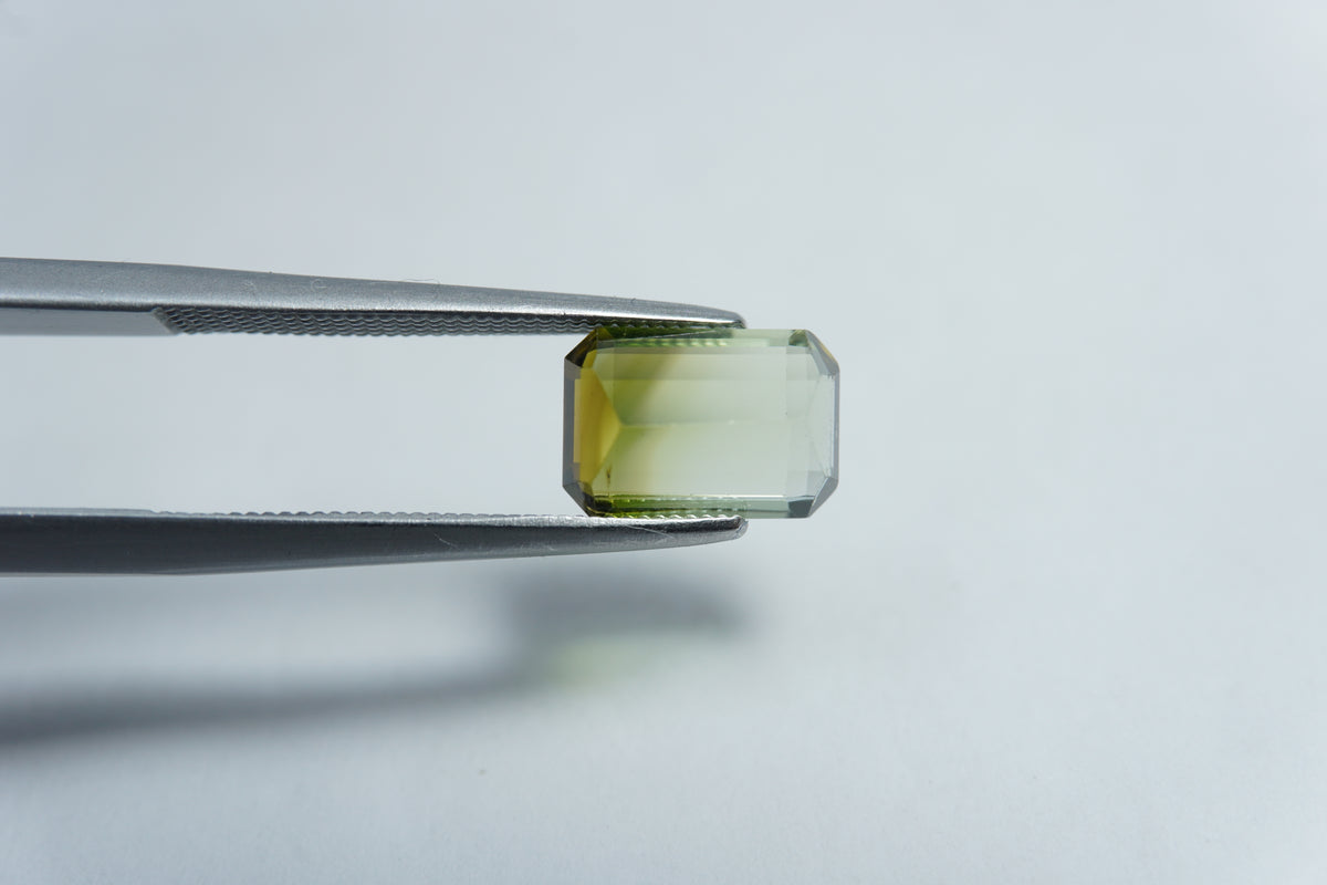 2.18ct Tourmaline bicolor 9x6mm