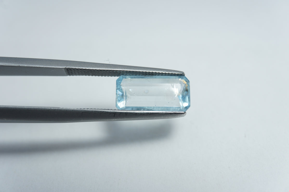 3.75ct Aquamarine 8x7mm
