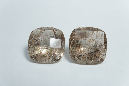 11.50ct Quartz with inclusion 12mm