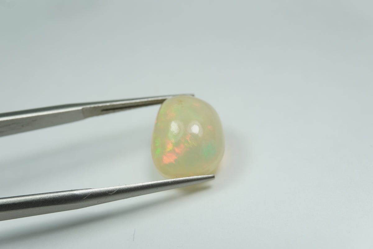 4.20ct Noble opal 13x11mm