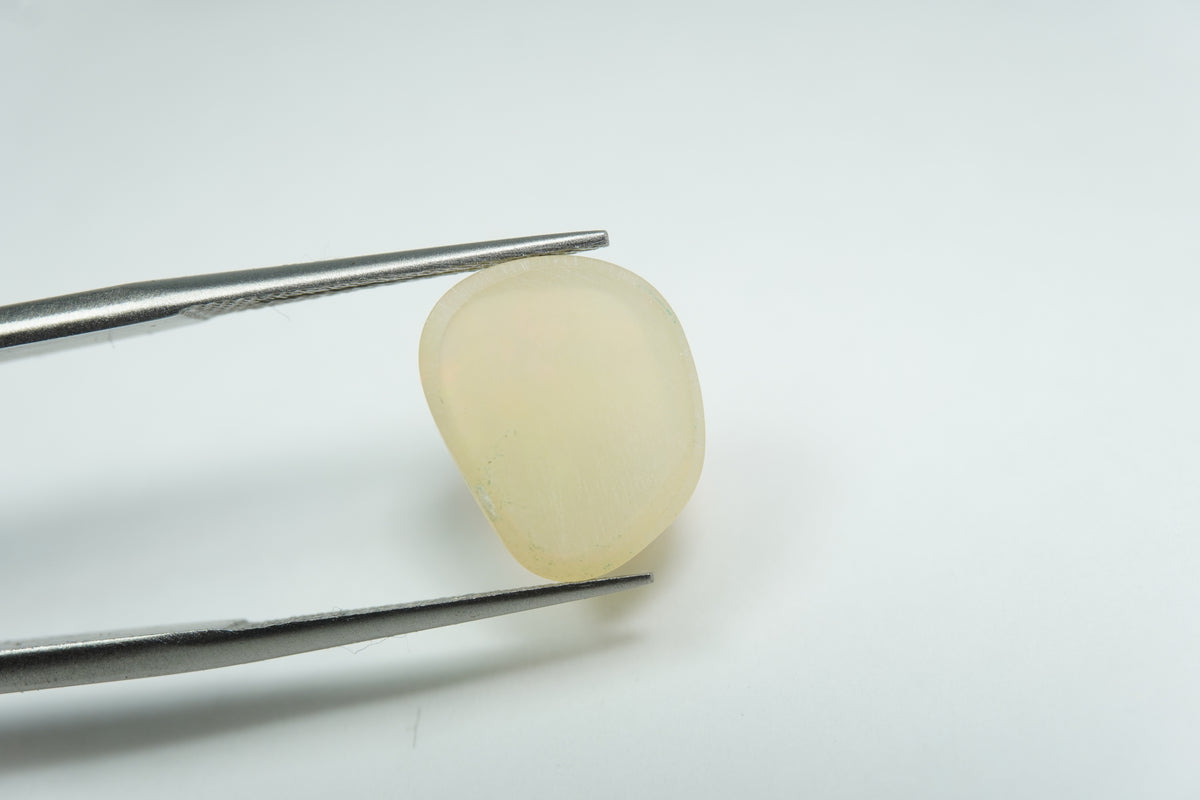 4.20ct Noble opal 13x11mm