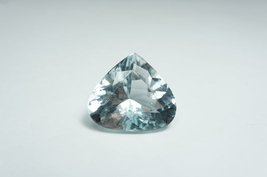 12.79ct Topaz sky 16x15mm