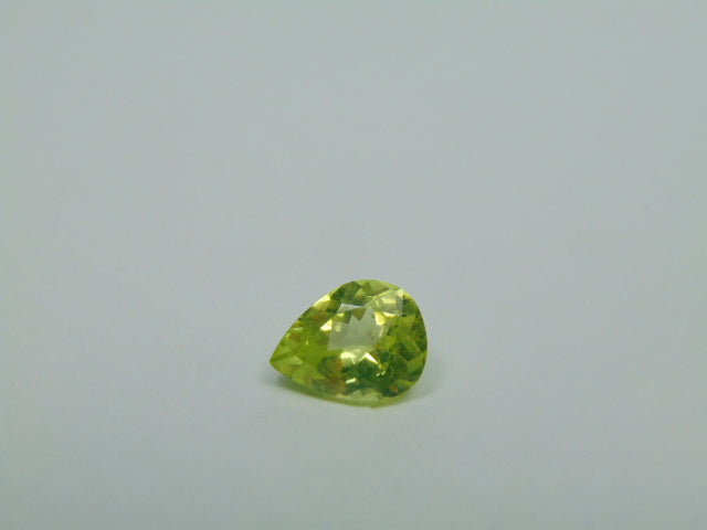 2.05ct Chrysolite 9x7mm