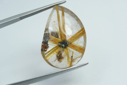 19ct Rutile star 23x16mm
