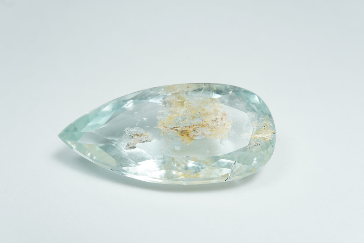 27.35ct Aquamarine with inclusion 33x16mm