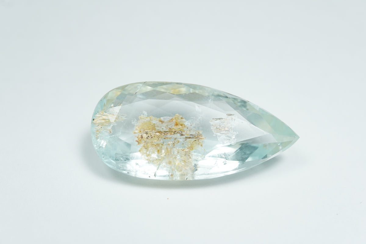 27.35ct Aquamarine with inclusion 33x16mm
