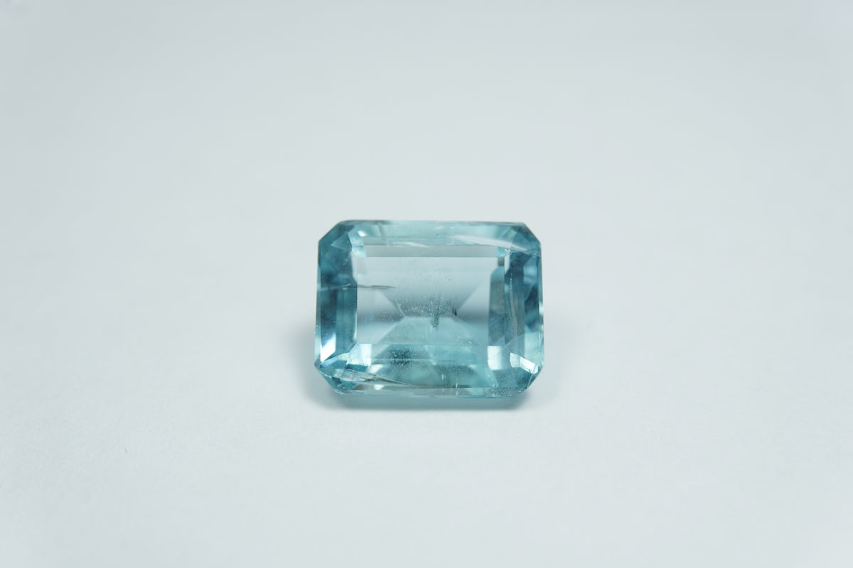 5.93ct Aquamarine 12x9.5mm