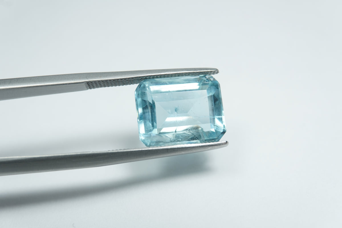 5.93ct Aquamarine 12x9.5mm