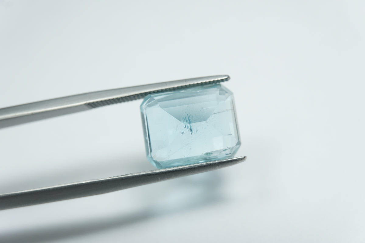 5.93ct Aquamarine 12x9.5mm