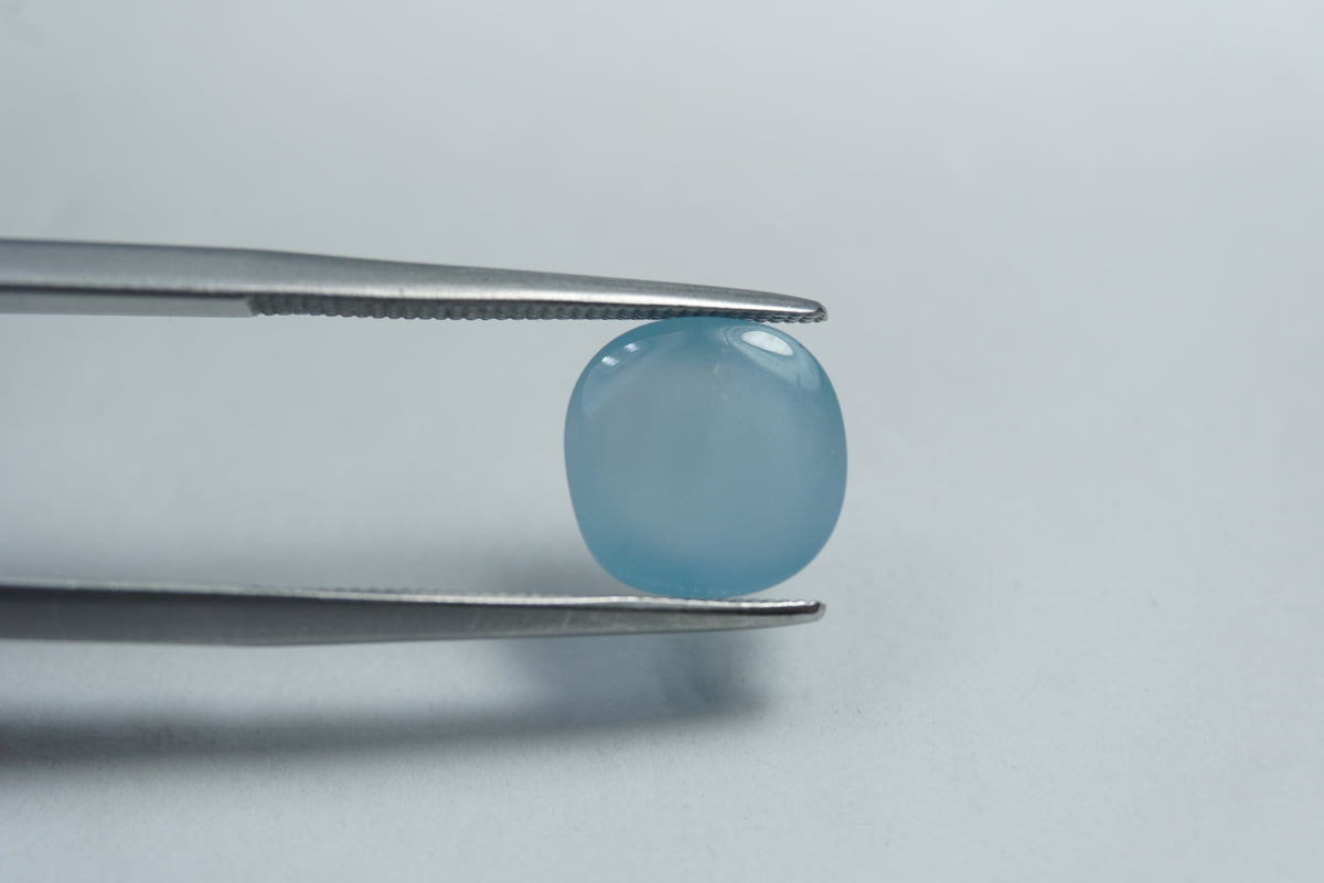 3.18ct Aquamarine cabochon 9mm