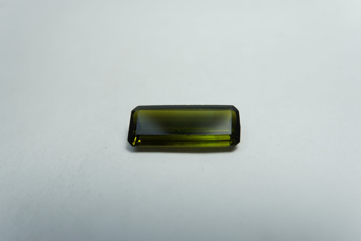 2.75ct Tourmaline 14x6mm