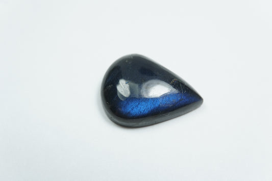 15.20ct Labradorite 21x16mm