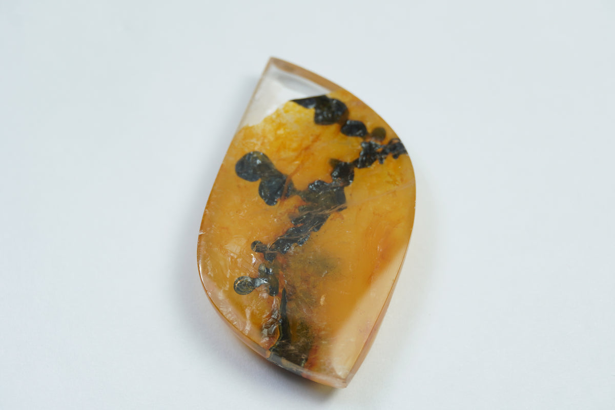 60.65ct Dendrite 44x24mm