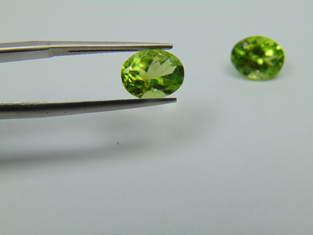 4.15ct Peridot Pair 9x7mm