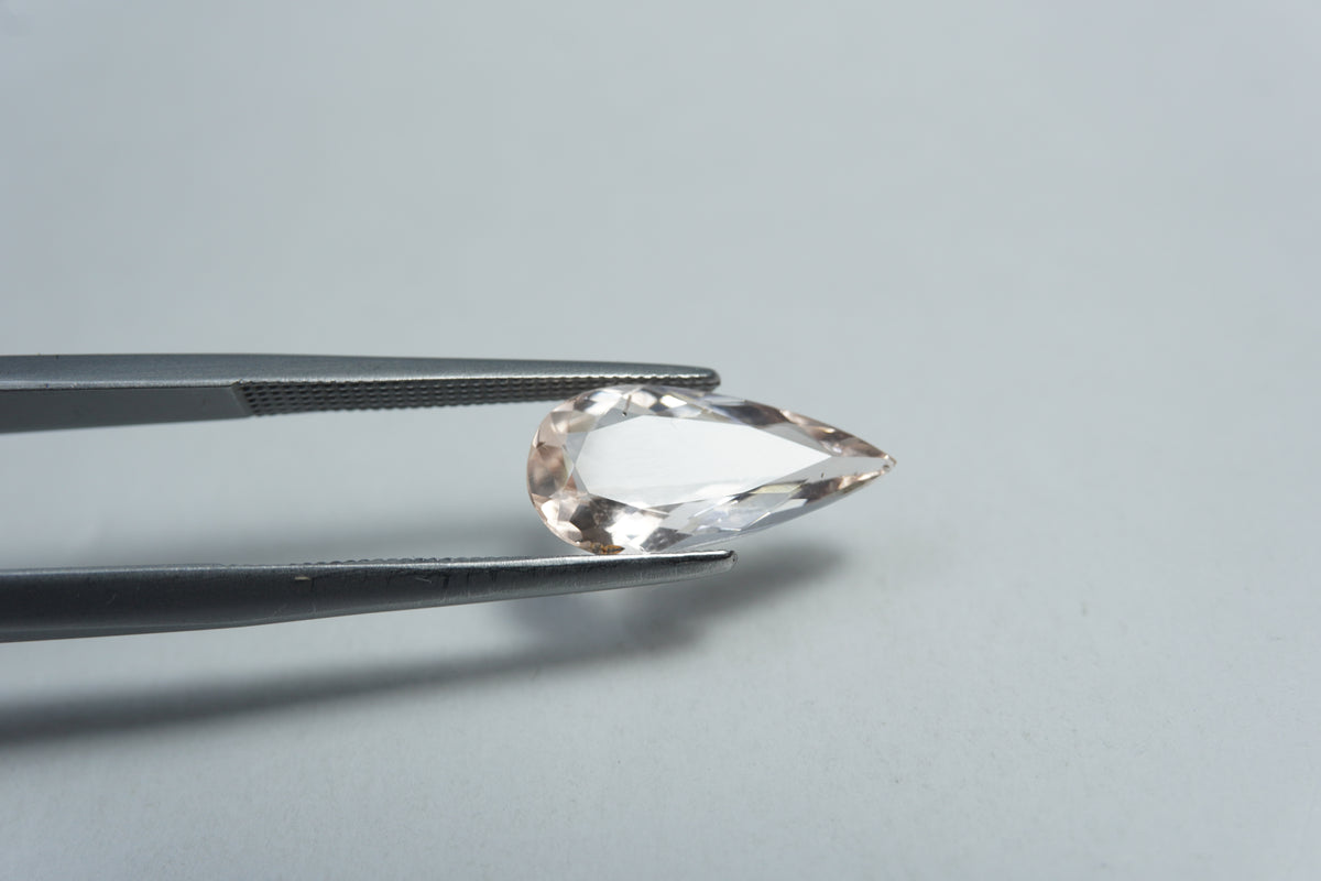 1.98ct Morganite 14x7mm