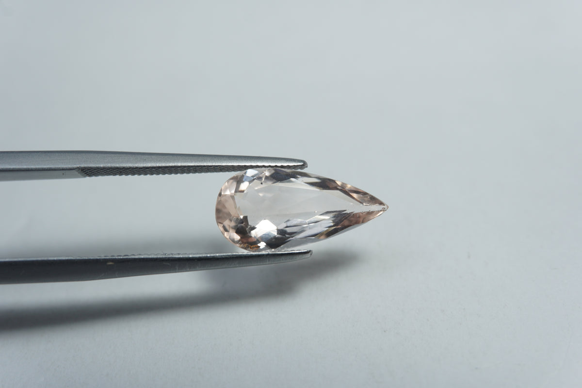 1.98ct Morganite 14x7mm