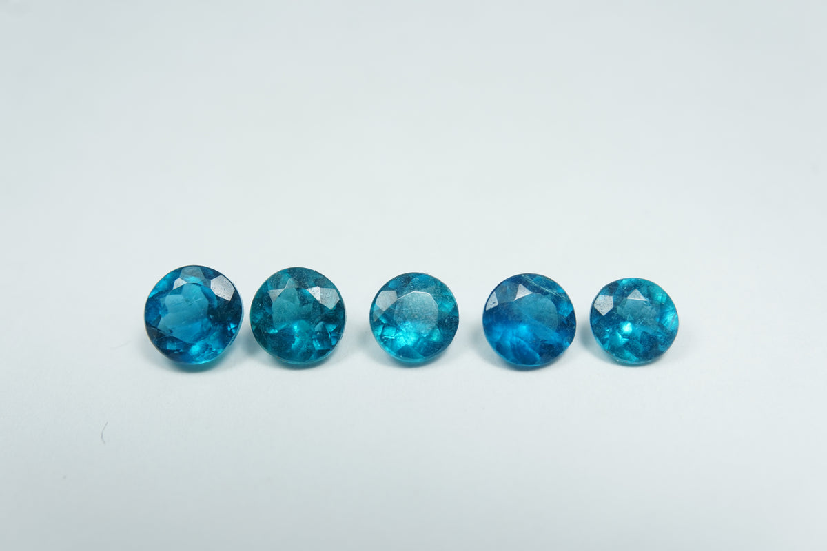 3.06ct Apatites 5mm to 5.5mm