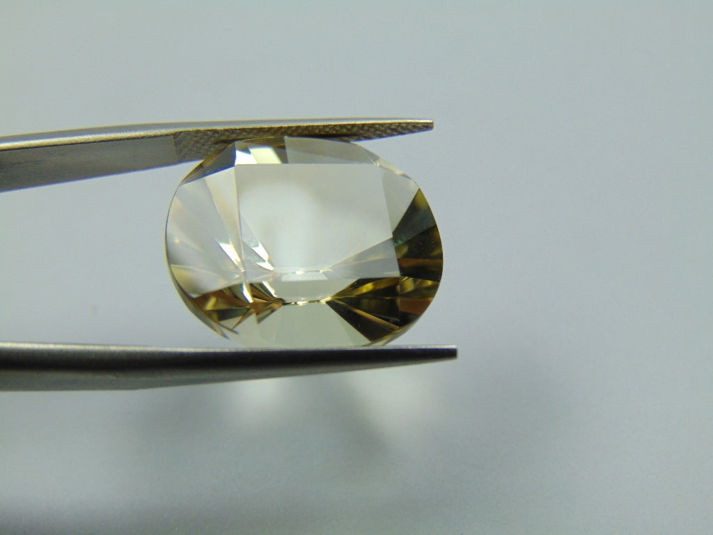15.65ct Green Gold 18x15mm