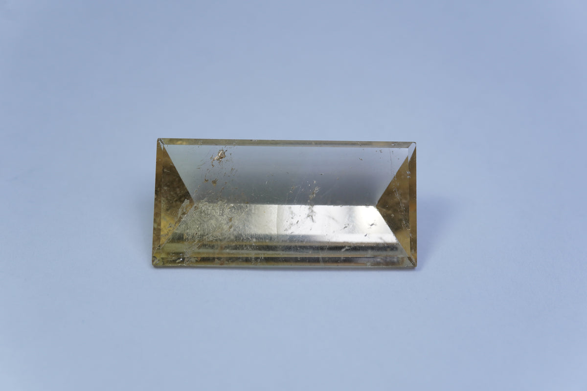 21.75ct Morganite 39x14mm