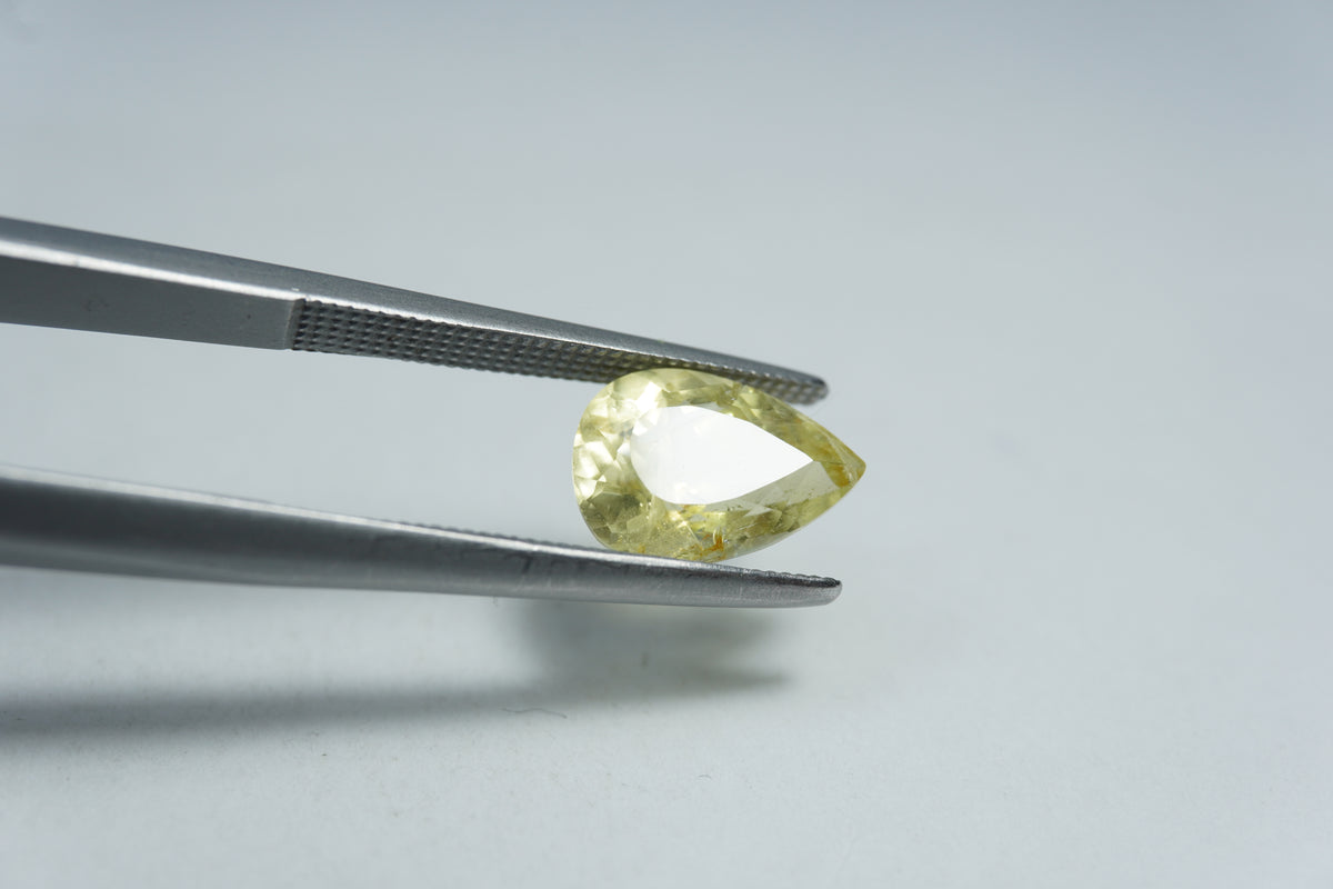 2.20ct Chrysolite 10x7mm