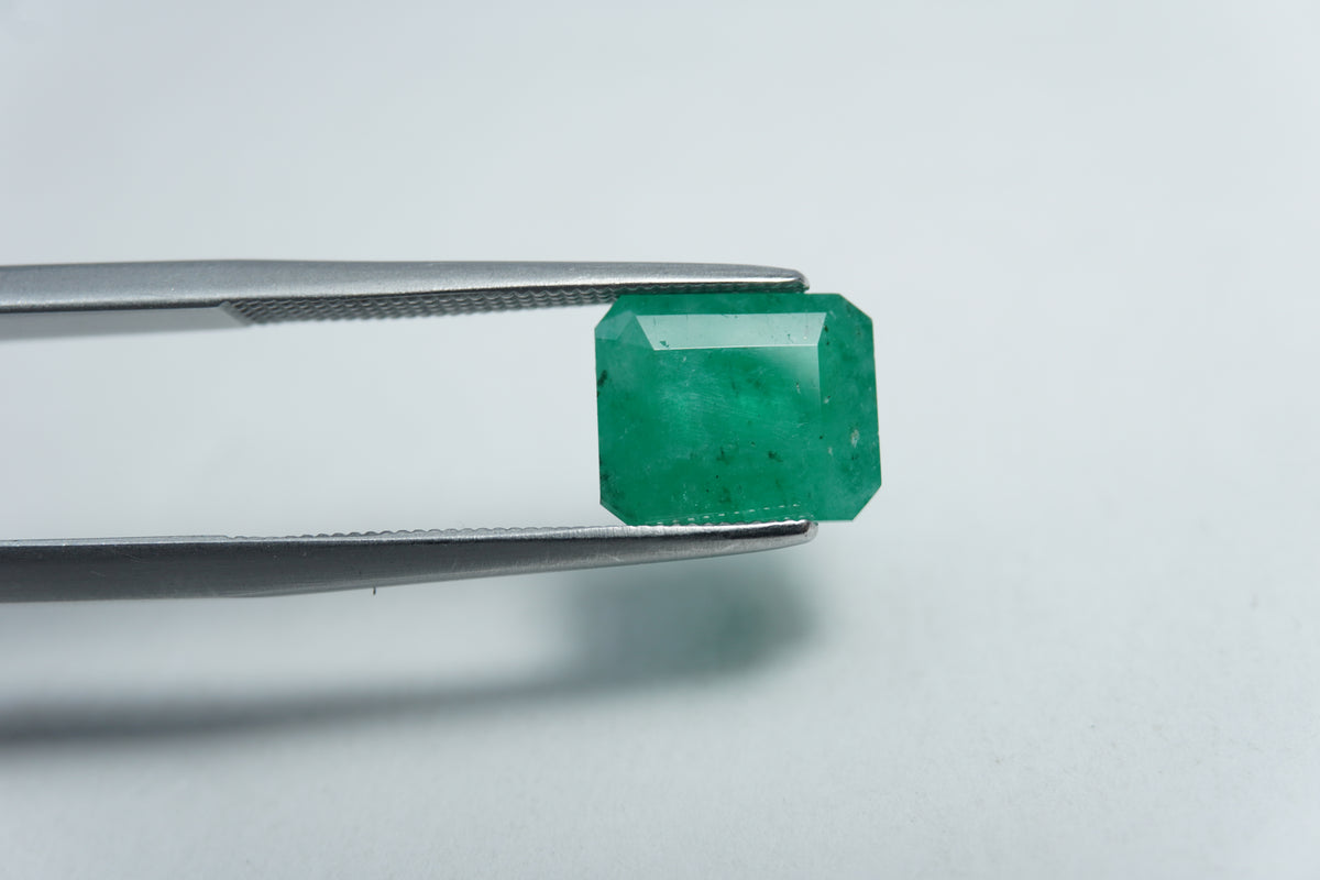 3.05ct Emerald 9x8mm