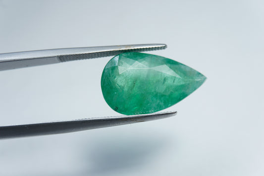 5.85ct Emerald 18x11mm