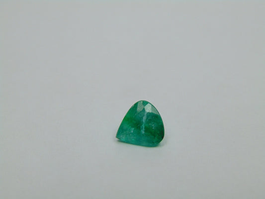 2.15ct Emerald 9mm