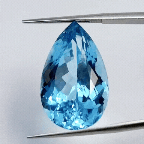 28.25ct Topaz 24x15mm