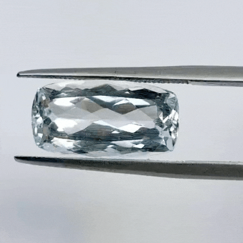 5.60ct Aquamarine 16x8mm