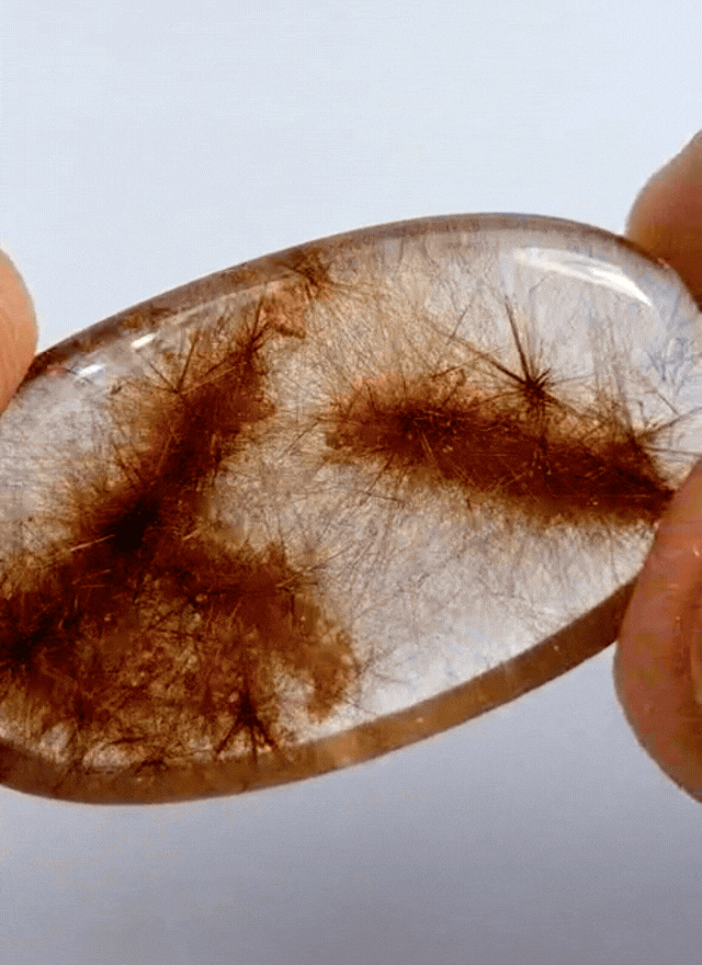 30ct Quartz With Inclusion 31x18mm