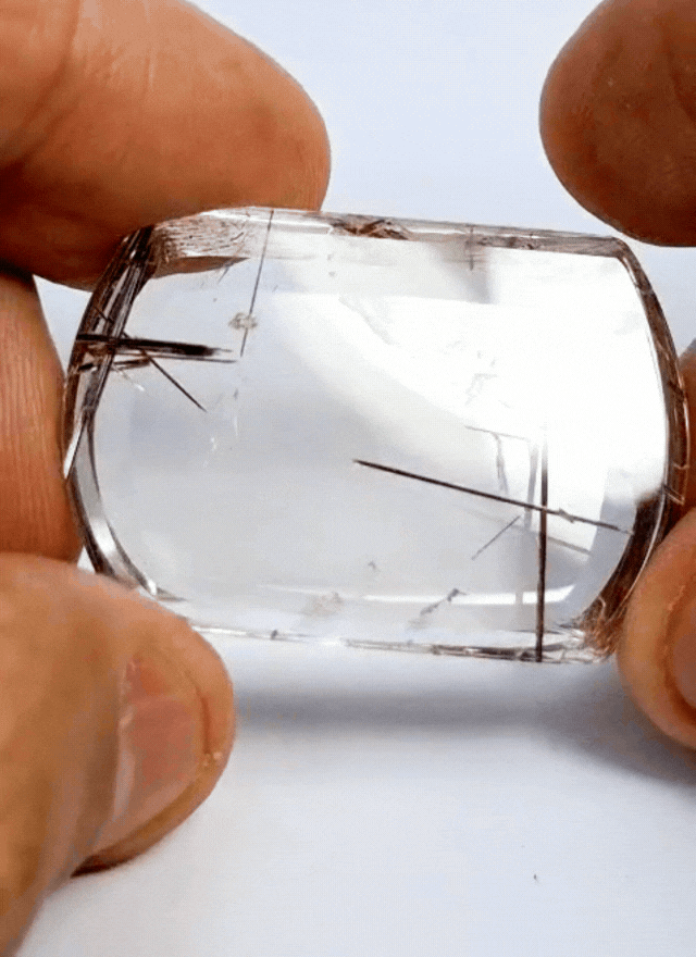 70.90ct Quartz With Inclusion 36x25mm