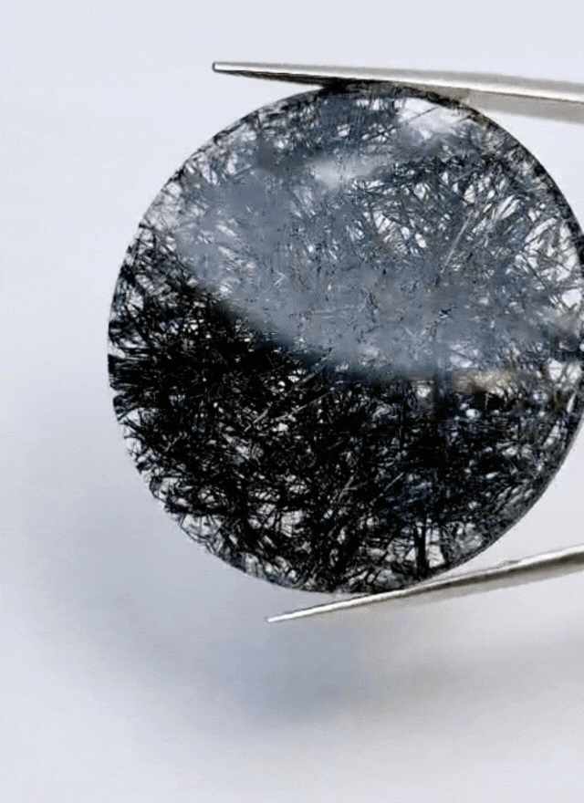 43.25ct Quartz With Inclusion 34mm
