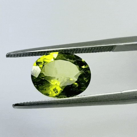 2.68ct Peridot 10x8mm