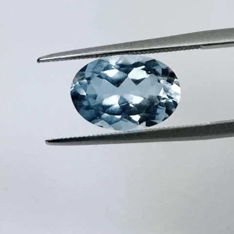 4.58ct Topaz 12x8mm