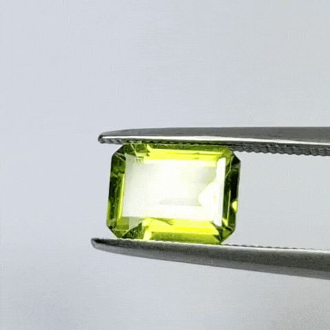 2.25ct Peridot 10x6mm