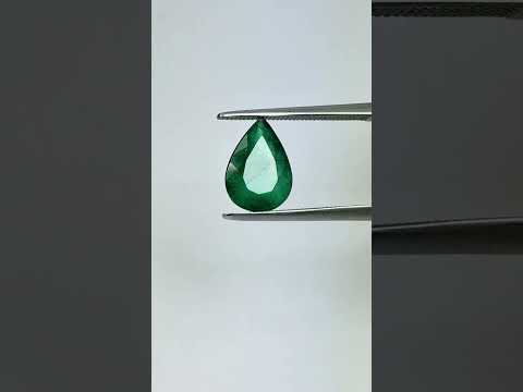 2ct Emerald 11x8mm
