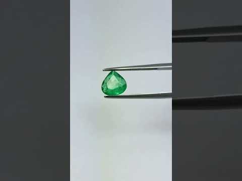1.38ct Emerald 8.5mm