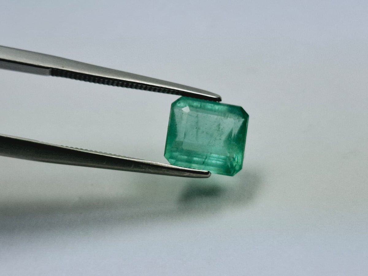 2.40ct Emerald 9mm