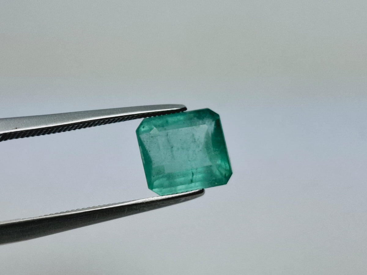 2.40ct Emerald 9mm