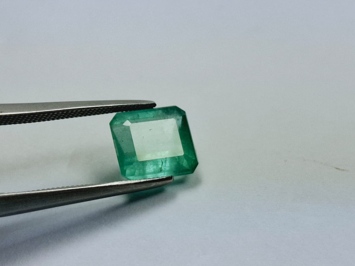2.40ct Emerald 9mm